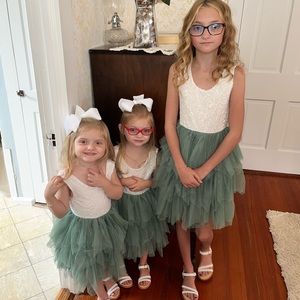 Size 4 toddler flower girl dress.